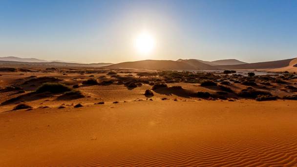red-dunes-sossusvlei-namibia.jpg