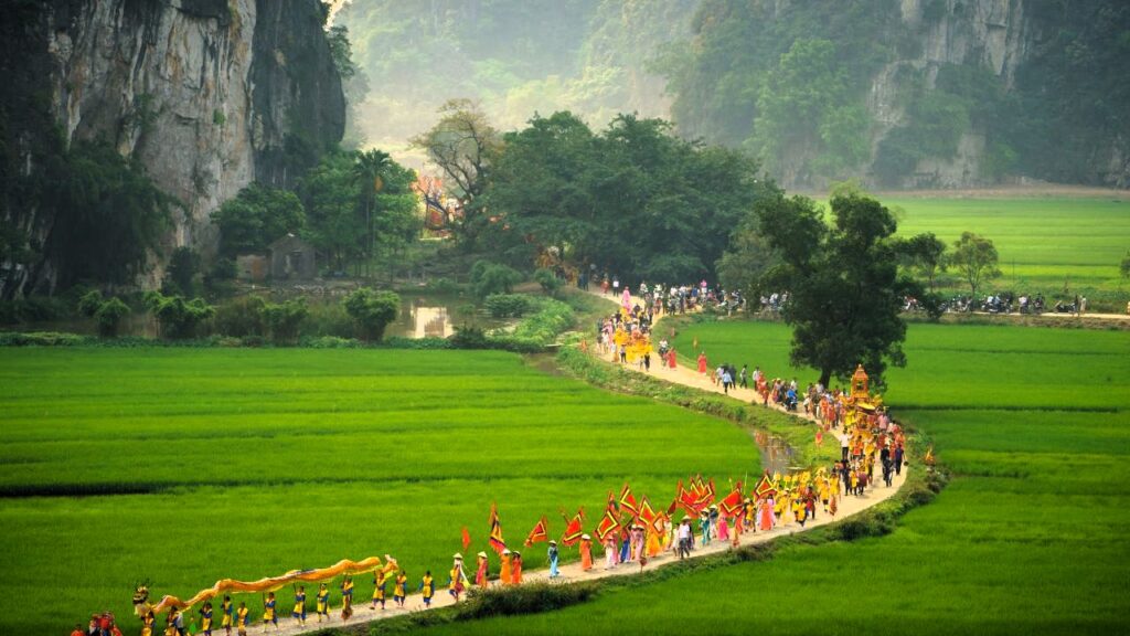 Ninh Binh-vietnam.jpg